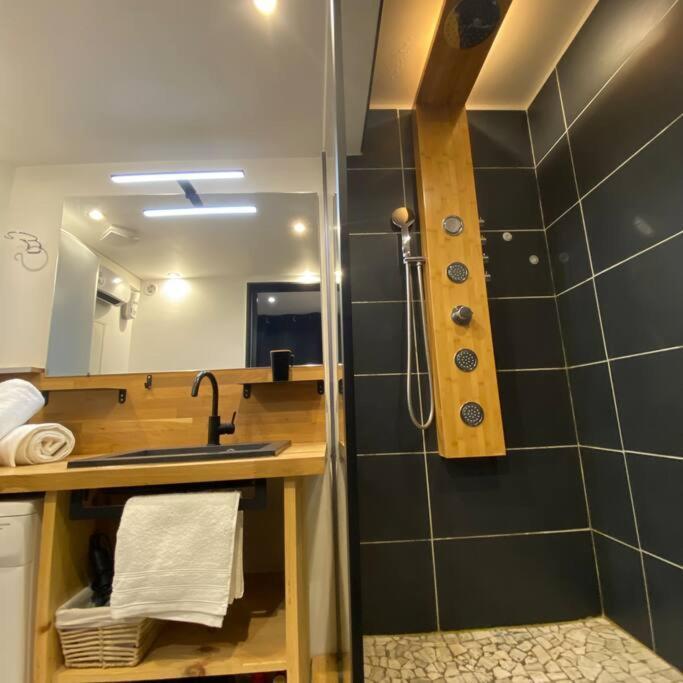 Escale Studio 21M Aeroport Cdg Parc Expo Asterix Ґонесс Екстер'єр фото